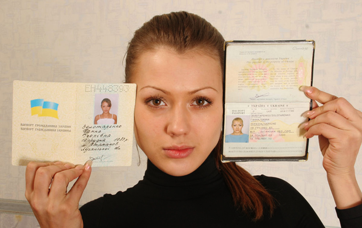Priscilla - Passport - Casting.jpg