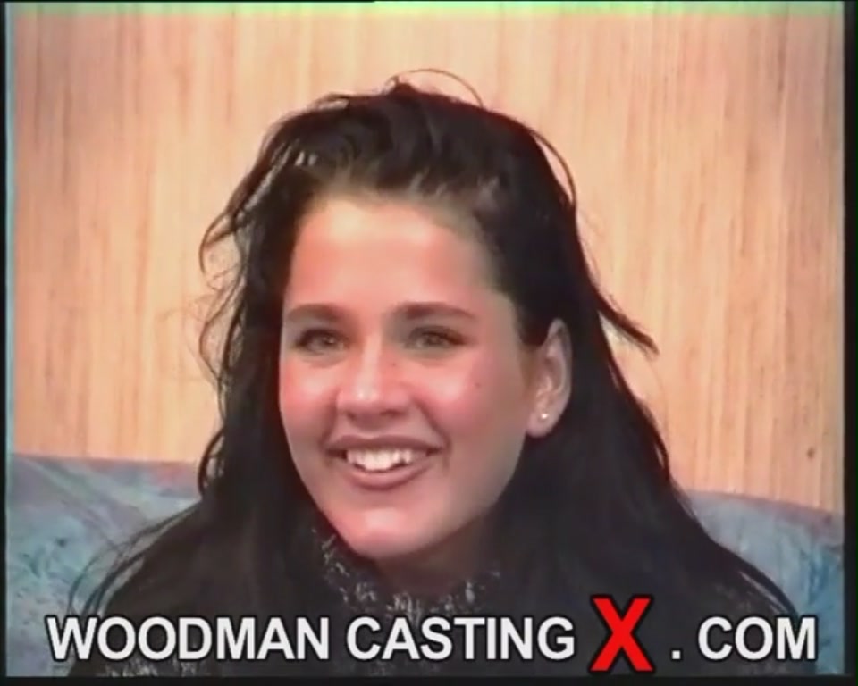 DEMIA MOOR Woodman Casting X[15-46-58].JPG