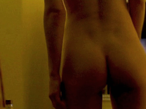 Alexandra-Daddario-Topless-in-True-Detective-03.jpg