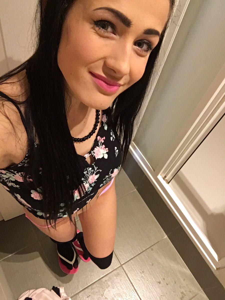 Nicole Love 2.jpg
