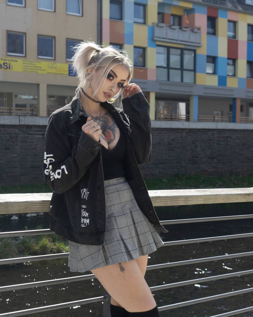 micky-bottenberg-pornstar-camgirl.jpg