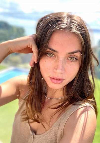 ana-de-armas.jpg