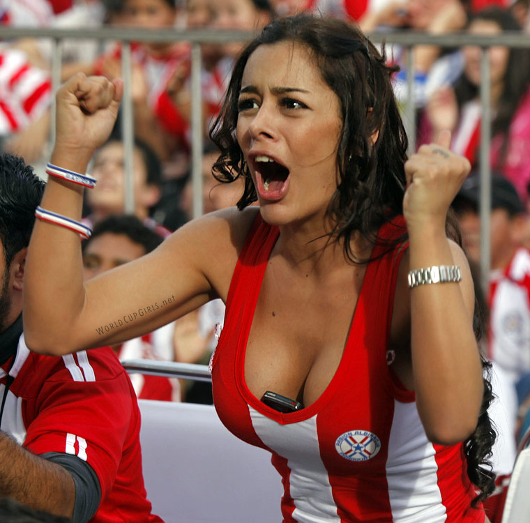larissa-riquelme_world-cup-2010.jpg