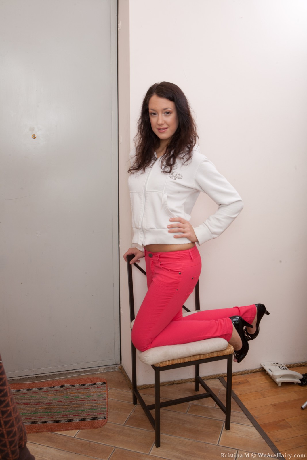 KristinaM_WhiteTop_001.jpg