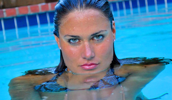 zsuzsanna-jakabos-sexy-swimmer.jpg